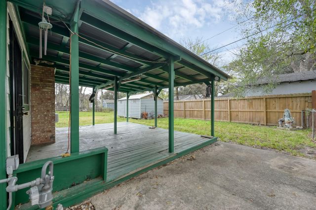 30 Wellford Street, Houston, TX 77022