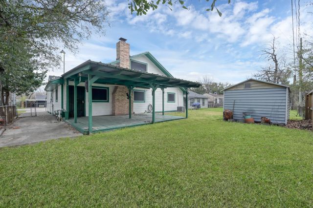 30 Wellford Street, Houston, TX 77022