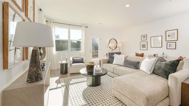 6259 Honeybell Alley, Mableton, GA 30126