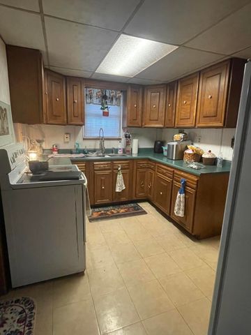 647 N 7th Street, Niles City, MI 49120