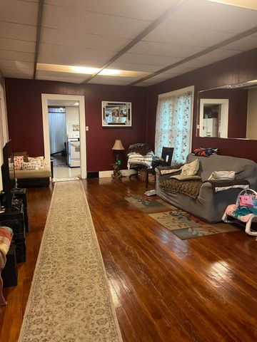 647 N 7th Street, Niles City, MI 49120