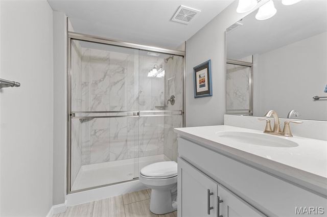 1010 Timber Bluff Drive, Wentzville, MO 63385