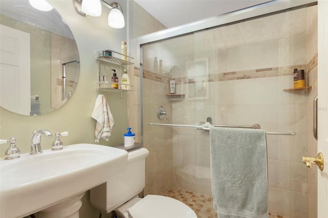 219 4TH AVENUE N 202, St Petersburg, FL 33701