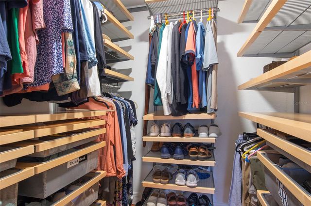 219 4TH AVENUE N 202, St Petersburg, FL 33701