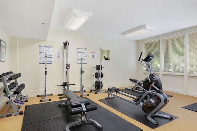 219 4TH AVENUE N 202, St Petersburg, FL 33701