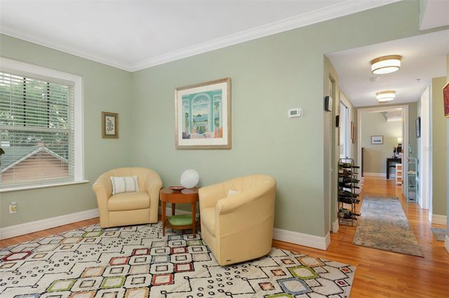 219 4TH AVENUE N 202, St Petersburg, FL 33701