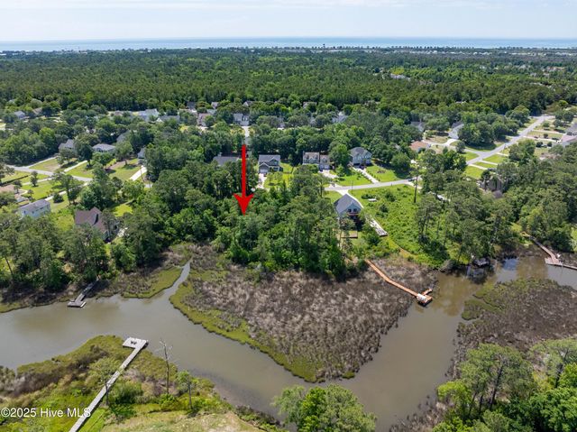 331 Chadwick Shores Drive, Sneads Ferry, NC 28460