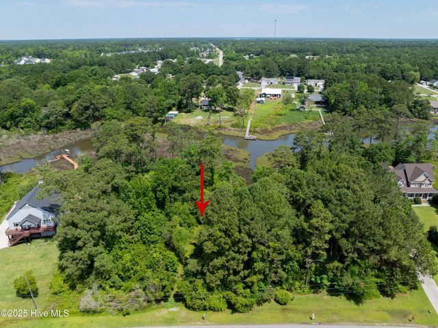 331 Chadwick Shores Drive, Sneads Ferry, NC 28460