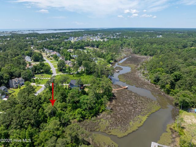 331 Chadwick Shores Drive, Sneads Ferry, NC 28460