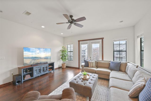 2601 Bevis Street B, Houston, TX 77008