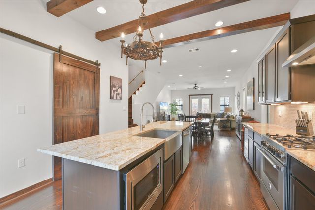 2601 Bevis Street B, Houston, TX 77008