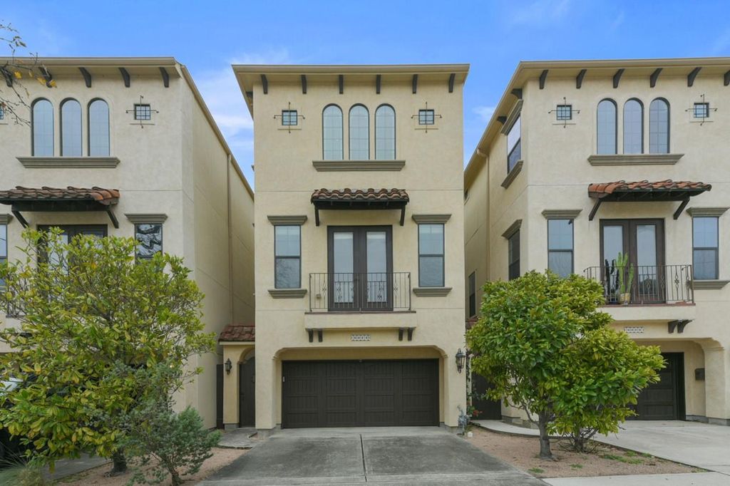 2601 Bevis Street B, Houston, TX 77008