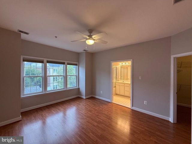 1127 GAITHER RD, Rockville, MD 20850