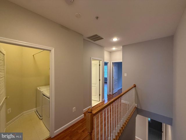 1127 GAITHER RD, Rockville, MD 20850