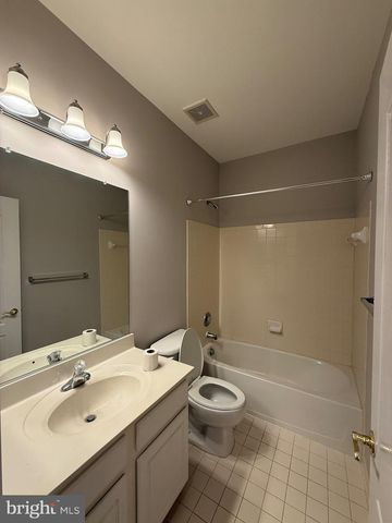 1127 GAITHER RD, Rockville, MD 20850