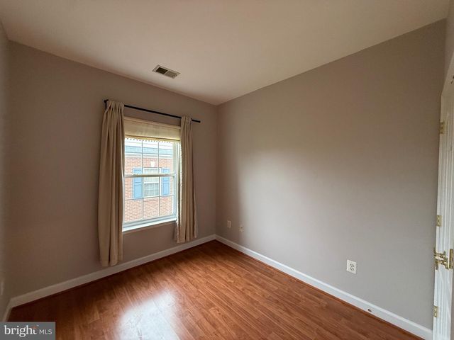 1127 GAITHER RD, Rockville, MD 20850
