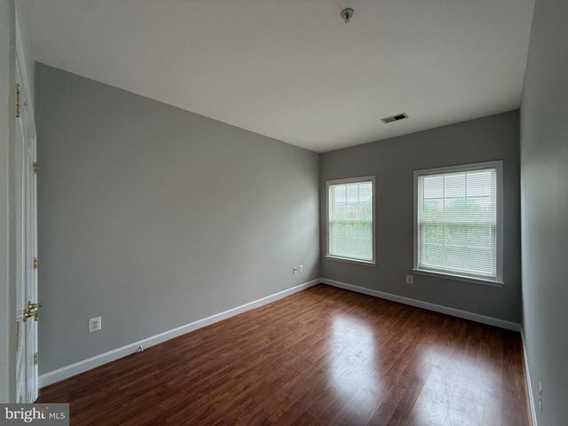 1127 GAITHER RD, Rockville, MD 20850