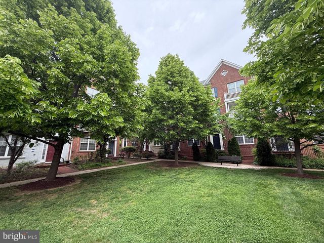 1127 GAITHER RD, Rockville, MD 20850