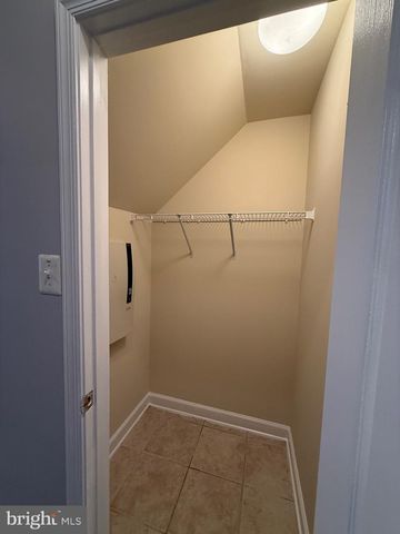 1127 GAITHER RD, Rockville, MD 20850