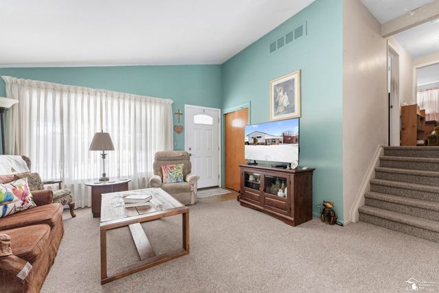 3125 Patton Avenue, Trenton, MI 48183