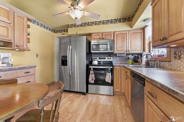 3125 Patton Avenue, Trenton, MI 48183