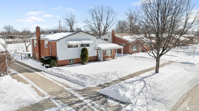 3125 Patton Avenue, Trenton, MI 48183