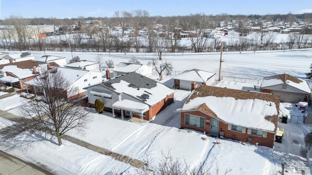 3125 Patton Avenue, Trenton, MI 48183