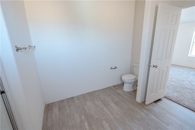 5746 N Eden Road, Golden Valley, AZ 86413