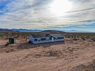 5746 N Eden Road, Golden Valley, AZ 86413
