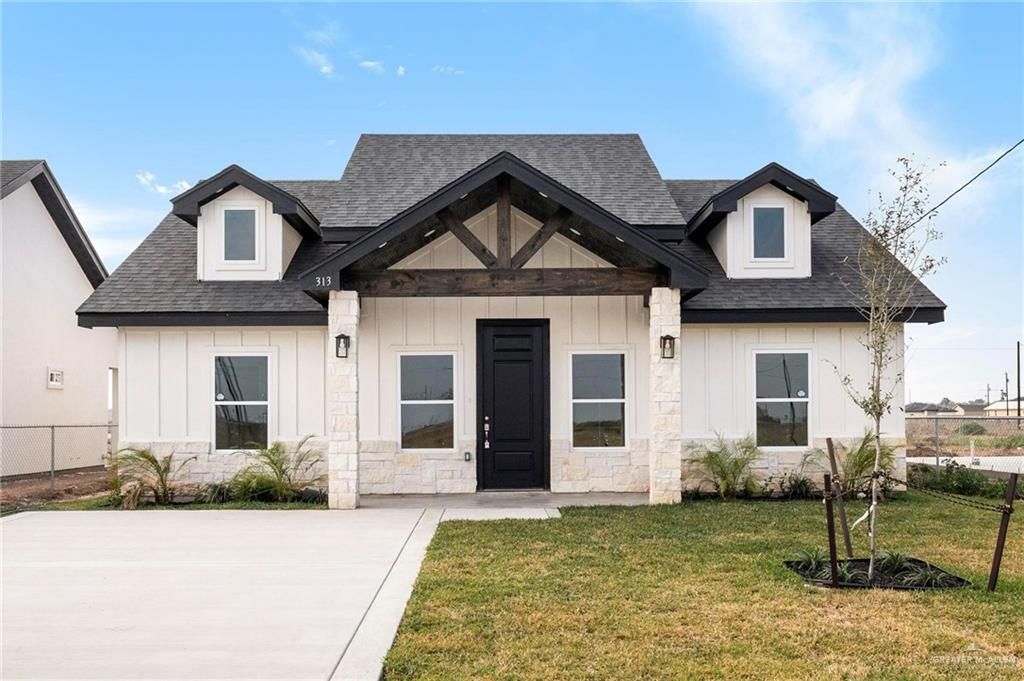 313 Barcelona Street, Donna, TX 78537