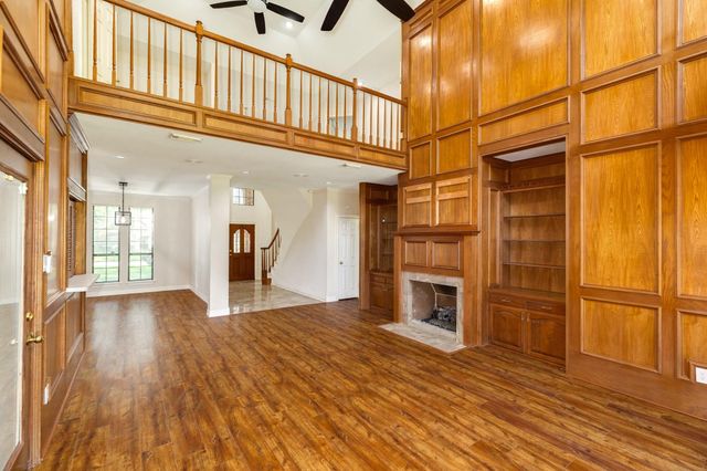 1600 Azalea Street, Sweeny, TX 77480