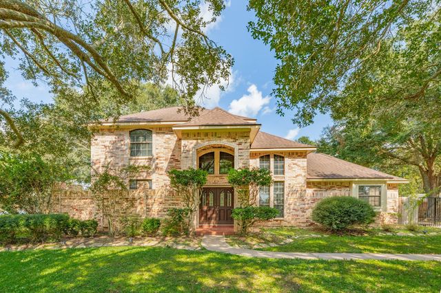 1600 Azalea Street, Sweeny, TX 77480