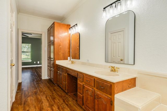 1600 Azalea Street, Sweeny, TX 77480