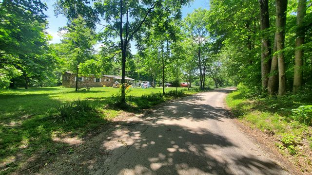 1696 Sims Ridge Road, Kings Mountain, KY 40442