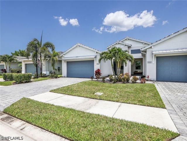 9040 Saint Lucia DR, Naples, FL 34114