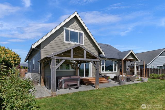 5460 Blue Sky Way, Ferndale, WA 98248