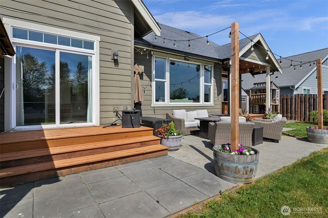 5460 Blue Sky Way, Ferndale, WA 98248