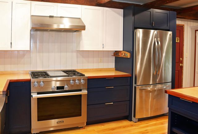 2866 Center Road, Hyde Park, VT 05655