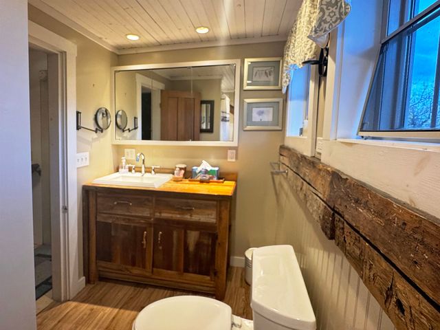 2866 Center Road, Hyde Park, VT 05655