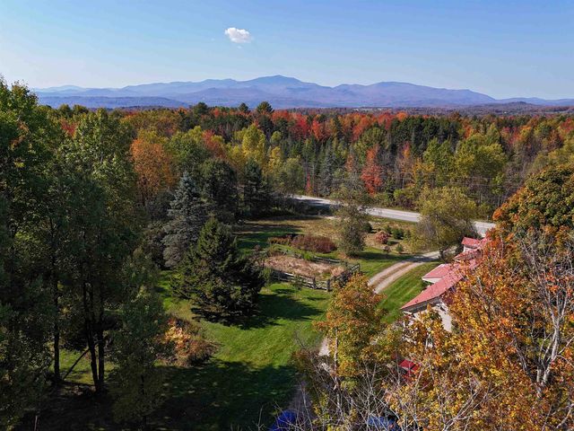 2866 Center Road, Hyde Park, VT 05655