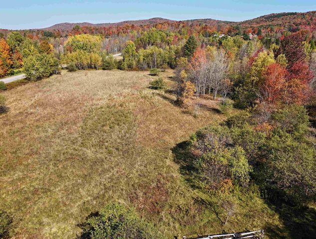 2866 Center Road, Hyde Park, VT 05655
