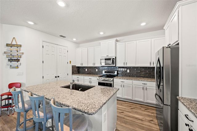 7322 34TH COURT E, Sarasota, FL 34243