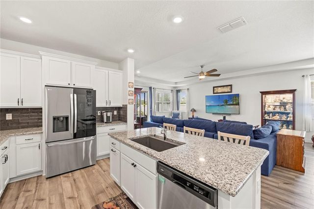 7322 34TH COURT E, Sarasota, FL 34243