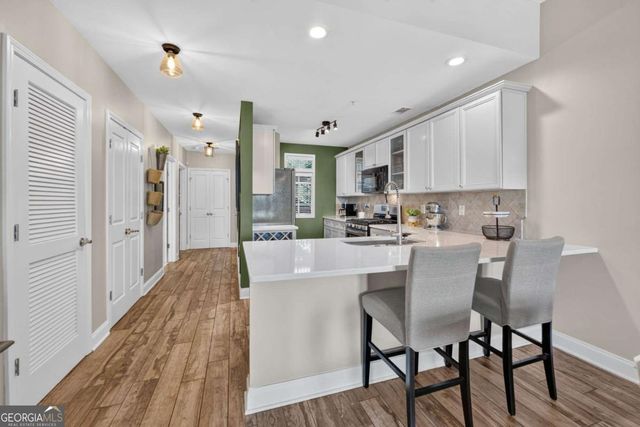 210 Creek View Lane 201, Roswell, GA 30075