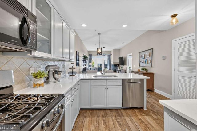210 Creek View Lane 201, Roswell, GA 30075