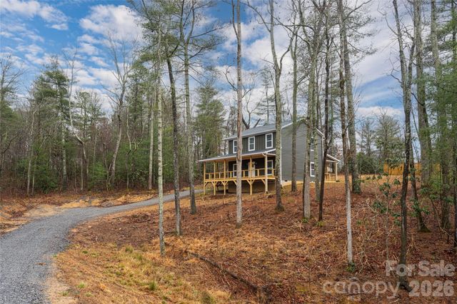 204 Cascade Ridge Road, Fairview, NC 28730