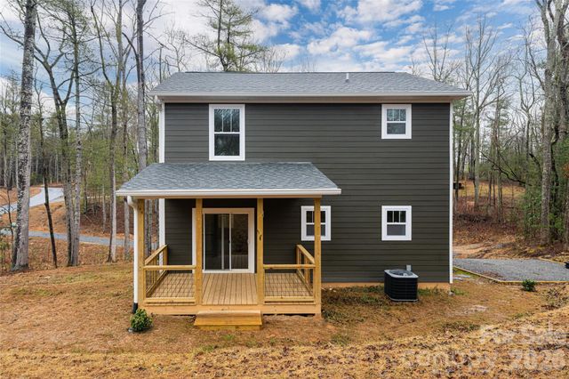 204 Cascade Ridge Road, Fairview, NC 28730