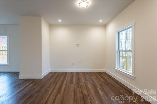 204 Cascade Ridge Road, Fairview, NC 28730