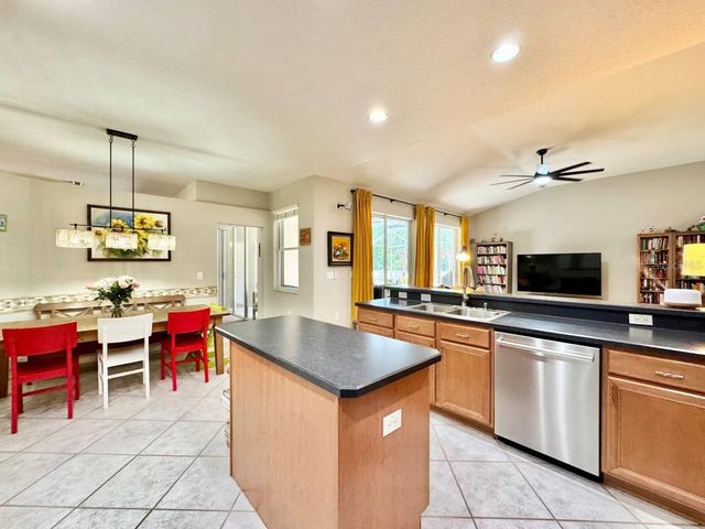 16934 MELISSA ANN DRIVE, Lutz, FL 33558