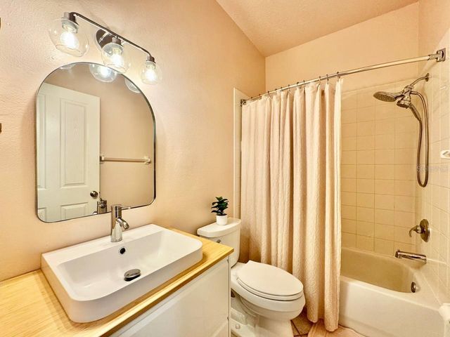 16934 MELISSA ANN DRIVE, Lutz, FL 33558
